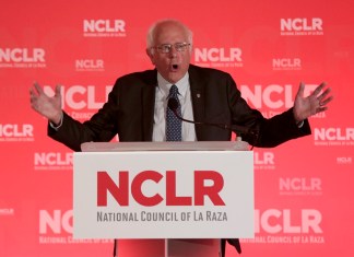 Sanders: Política de inmigración de EE. UU. debe unir familias