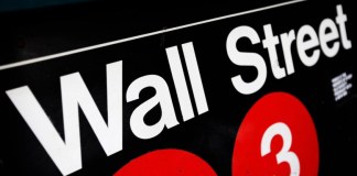 Wall Street abre en baja