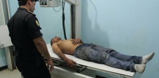 Turba golpea a hombre a quien señalan de violar a menor