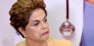 Rousseff estudia renunciar y pedir al Congreso que convoque nuevas elecciones