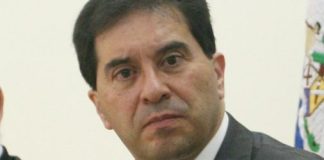 Excanciller Harold Caballeros usa una offshore para manejar Iglesia El Shaddai