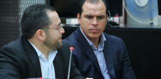 Dwight Pezzarossi se entrega a las autoridades