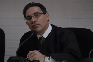 Juez Marco Antonio Villeda obtiene licencia de la CSJ para ocupar el cargo de ministro de Gobernación