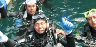 Organizan actividad de limpieza en el lago de Atitlán