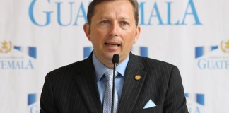 Ejecutivo dice que reformas constitucionales deben ser aprobadas