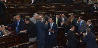 Las autoridades indígenas desconocen al Congreso