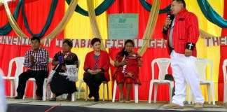 Sociedad civil de Joyabaj entrega reconocimiento a la Fiscal General