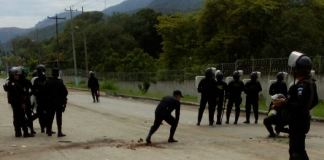 Atacan a agentes de la PNC en El Estor