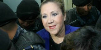 Congreso deberá esperar opinión de CC para nombrar a suplente de Stalling