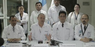 Médicos del Hospital Roosevelt piden investigar muerte del Dr. Mejía