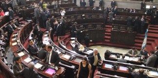 Migrantes denuncian exclusión en elección de Conamigua