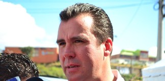 Sinibaldi: persecución es enfermiza por extranjeros muertos de hambre