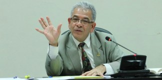 Juez niega haber otorgado permiso a Daniela Beltranena