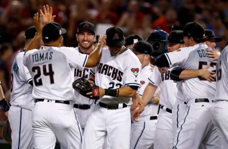 Coach de Diamondbacks se disculpa por uso de Apple Watch