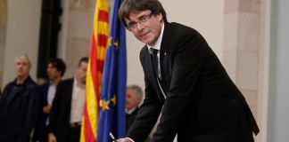 Rajoy rechaza ofertas de mediación para Cataluña