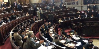 Aprueban crear Comisión que analizará reforma al delito de financiamiento electoral ilícito