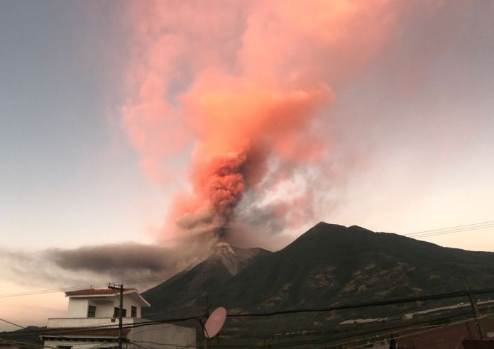 Volcan-de-fuego