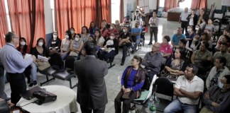 Pacientes del IGSS y autoridades buscan solución por falta de medicamentos
