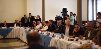 Congreso define agenda para martes y jueves, sin aceptación de cargos
