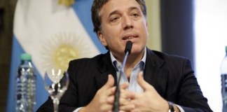 Ministro argentino enfrenta críticas por adherirse a blanqueo fiscal