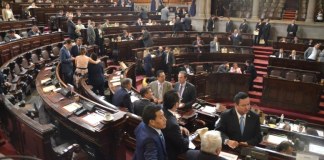 Congreso paga Q7 millones para el seguro de vida y gastos médicos de los diputados