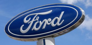 Wall Street no se inmuta por recorte de producción de Ford