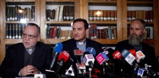 Sacerdotes chilenos abusados piden: “no más víctimas”