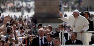 El Papa Francisco envía misión a Chile para proceso de reparación por abusos