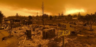 Incendio descontrolado arrasa 500 inmuebles en California