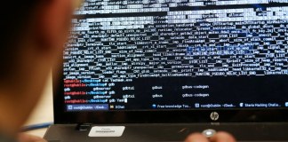 Roban correos electrónicos de asistentes republicanos