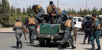 Informe: disminuyen fuerzas afganas, crece la inseguridad