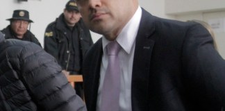 Ejecuciones y Tortura: Exsubdirector Stu Velasco solicita recibo en el Juzgado