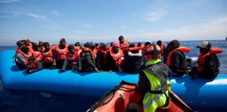 Malta anuncia pacto para acoger a 64 migrantes de barco ONG