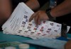 Empadronamiento continúa abierto: 5.5 millones de mujeres y 4.7 millones de hombres ya están registrados Foto La Hora AP/Solo un 1.15% de los guatemaltecos empadronados votó en las elecciones recién pasadas.