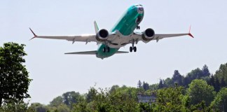 Senadores de EE. UU: Agencia aprobó aviones Max indebidamente