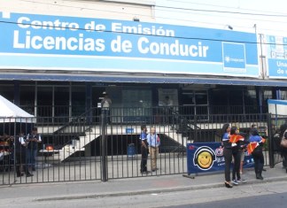 La oferta de Maycom para la emisión de licencias fue rechazada por error en fianza. Foto La Hora