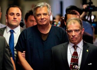 Anulan cargos contra Manafort en NY
