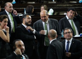 Incep: UNE y VAMOS con más posibilidades de presidir el Congreso
