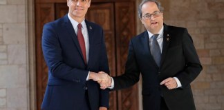 España inicia diálogo con gobierno catalán sobre separatismo
