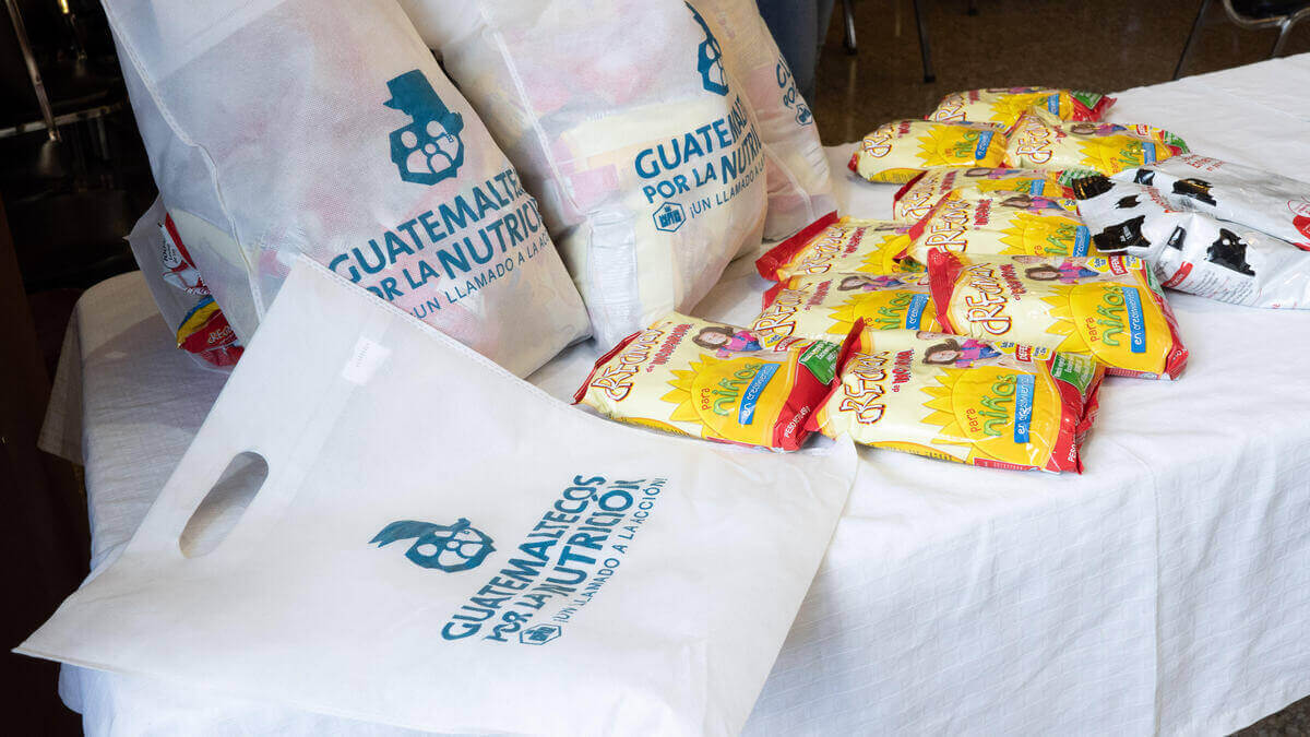 Se anuncia, por segundo año consecutivo, la alianza entre Guatemaltecos por la Nutrición y el Ministerio de Salud Pública para combatir la desnutrición aguda en Huehuetenango. Foto La Hora / Castillo Hermanos