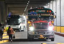 GRETEXPA emite carta abierta a Bernardo Arévalo en busca de soluciones al transporte extraurbano GRETEXPA advierte con suspender gradualmente el servicio de transporte por aumento salarial de sectores del Estado