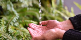 Covid-19: Mineduc registra 10 mil escuelas sin agua potable ni servicios sanitarios