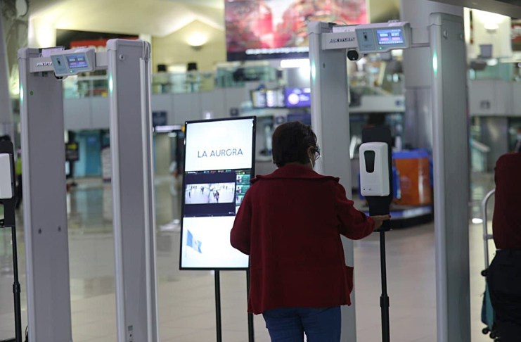WAPO: Viajar con Covid-19 no solo es imprudente, sino potencialmente mortal