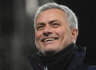 Mourinho le habría puesto una serie de condiciones a Florentino Pérez para entrenar otra vez al Real Madrid ante la posible salida de Arbeloa.