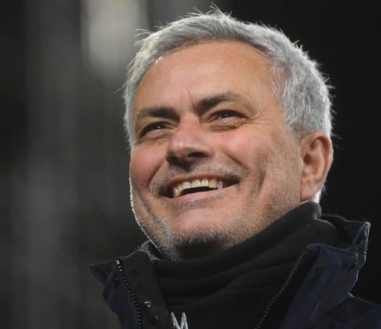 Mourinho le habría puesto una serie de condiciones a Florentino Pérez para entrenar otra vez al Real Madrid ante la posible salida de Arbeloa.