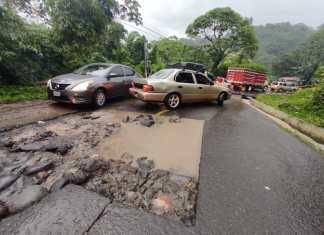 Daños en carreteras y viviendas por lluvias; precipitaciones continuarán en fin de semana