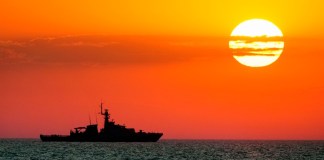 Buque de guerra británico