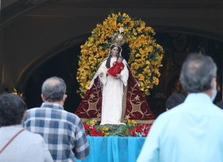 En su día, guatemaltecos acuden a venerar a la Virgen del Rosario