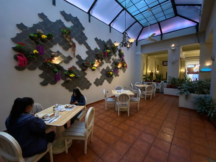 RESTAURANTES