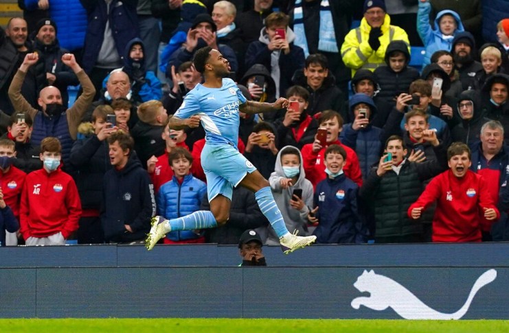 Manchester City gana con apuros y consolida liderato